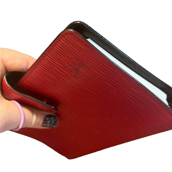 Louis Vuitton EPI Red Leather Agenda MM (Medium size) - Picture 6 of 16